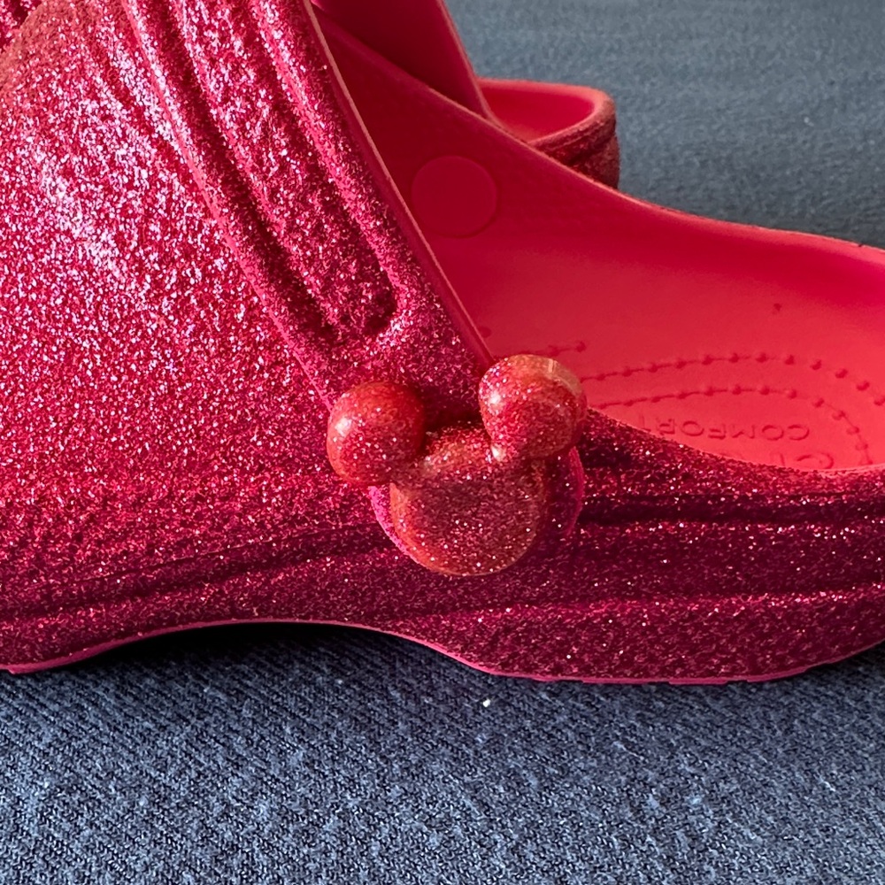 Disney CROCS Sparkly Pink Clogs - Picture 4 of 7